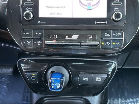 Used 2022 Toyota Prius L Eco image 27