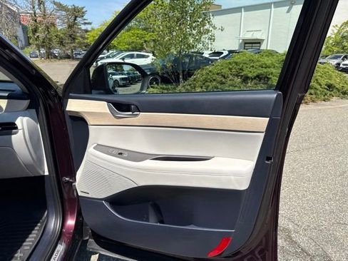 Used 2024 Hyundai Palisade Limited AWD/4WD image 40