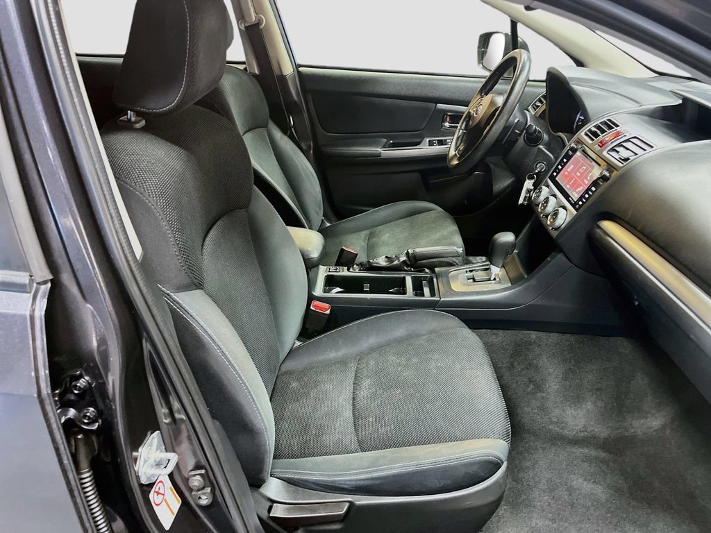 Used 2015 Subaru Crosstrek 2.0i Premium AWD/4WD image 25
