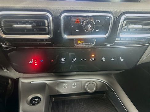 New 2026 Nissan Sentra SV w/ SV Convenience Package FWD image 18