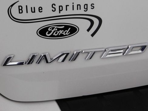 Used 2021 Ford Explorer Limited w/ Hybrid Equipment Group 310A image 7