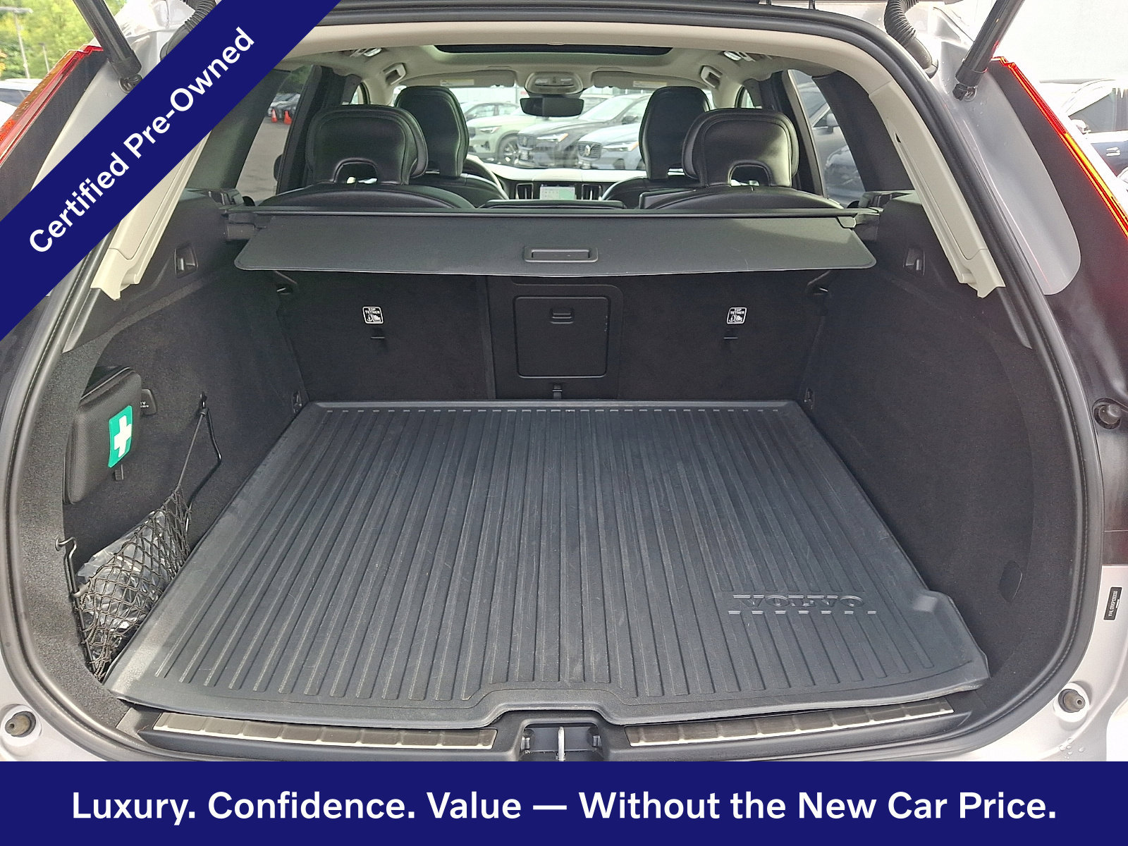 Certified 2023 Volvo XC60 B5 Ultimate w/ Climate Package AWD/4WD image 29
