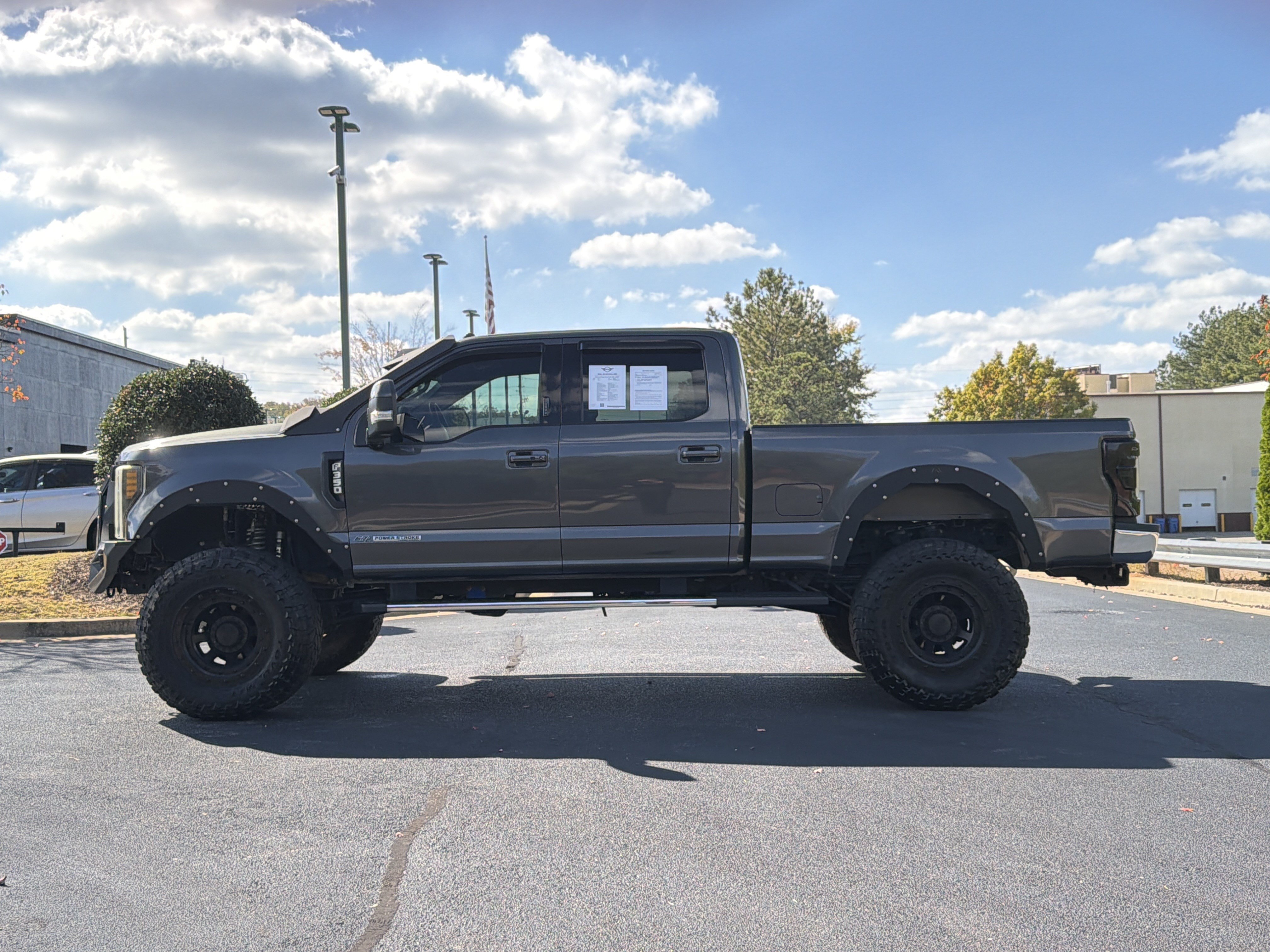 Used 2019 Ford F350 Lariat w/ Lariat Ultimate Package AWD/4WD image 14