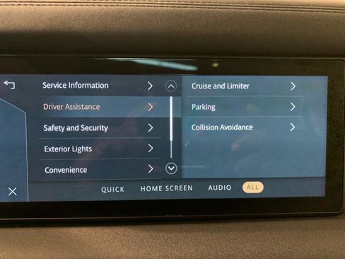 Used 2020 Land Rover Defender 110 S image 28