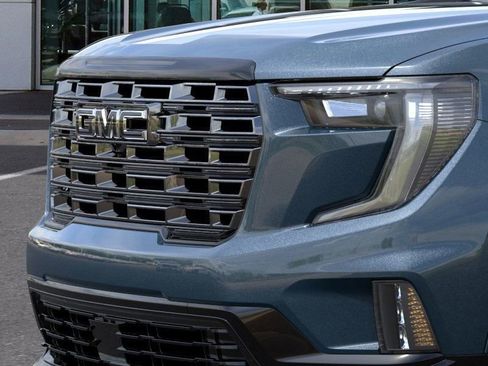 New 2026 GMC Acadia Denali Ultimate w/ LPO, Floor Liner Package image 13