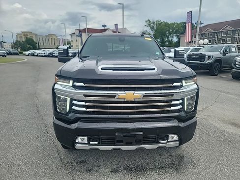 Used 2021 Chevrolet Silverado 2500 High Country w/ Z71 Off-Road Package AWD/4WD image 2