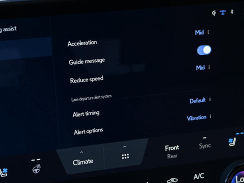 Used 2026 Lexus RX 350 Premium Plus w/ Accessory Package (Z1) image 32