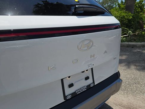 New 2026 Hyundai Kona Limited FWD image 13