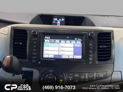 Used 2013 Toyota Sienna Limited w/ Premium Pkg FWD image 40