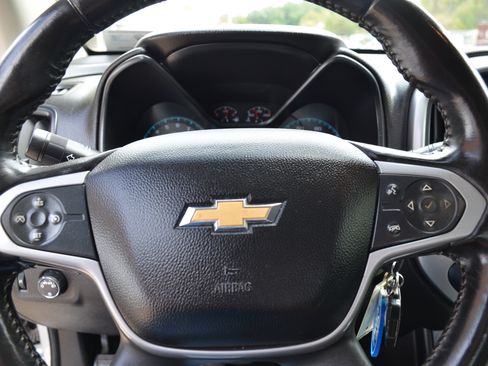 Used 2018 Chevrolet Colorado LT image 9