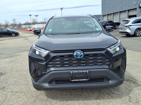 Certified 2024 Toyota RAV4 XLE w/ Convenience Package image 2