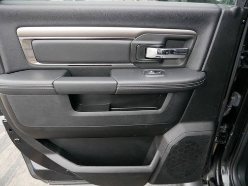 Used 2017 RAM 1500 Sport w/ Black Ram 1500 Sport Group image 12