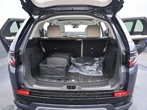 New 2025 Land Rover Discovery Sport S AWD/4WD image 15