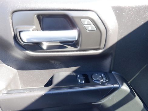 Used 2021 Chevrolet Silverado 1500 W/T w/ WT Fleet Convenience Package image 9