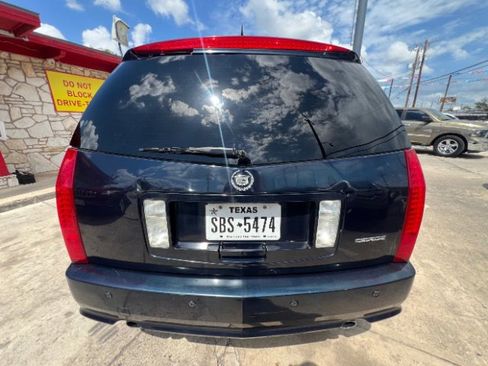 Used 2008 Cadillac SRX w/ Utility Package RWD image 6