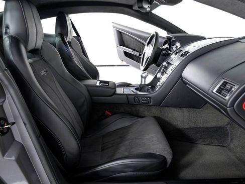 Used 2009 Aston Martin DBS Coupe image 34