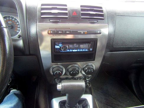 Used 2008 HUMMER H3 Luxury image 16