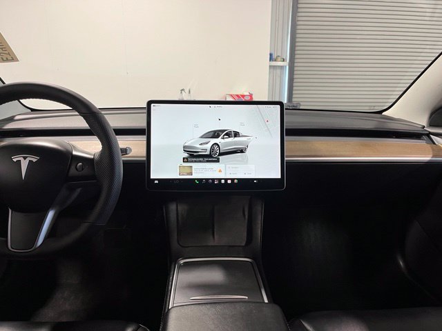 Used 2022 Tesla Model 3 Long Range AWD/4WD image 21