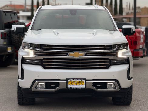 Used 2021 Chevrolet Silverado 1500 High Country w/ Technology Package image 4