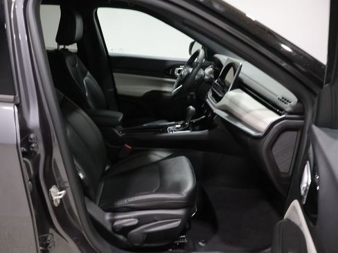 Certified 2024 Jeep Compass Limited AWD/4WD image 22