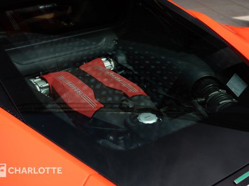 Used 2016 Ferrari 488 GTB RWD image 19