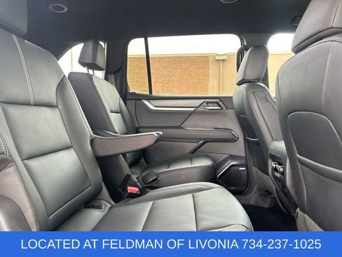 Used 2024 GMC Acadia Elevation w/ Luxury Package FWD image 27