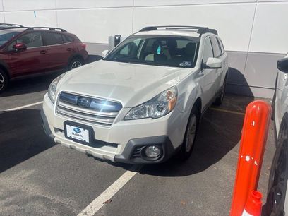 Used 2014 Subaru Outback 2.5i Limited w/ Moonroof Package