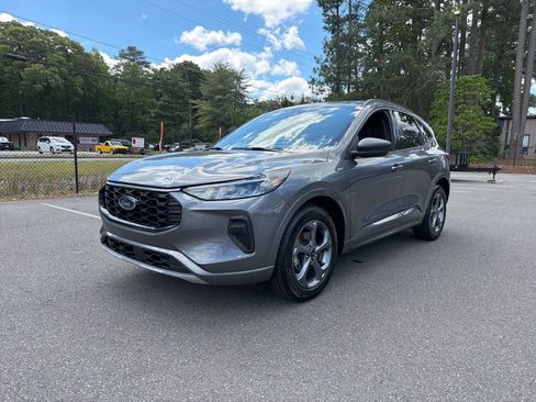 Used 2024 Ford Escape ST-Line w/ Tech Pack #1 FWD image 2