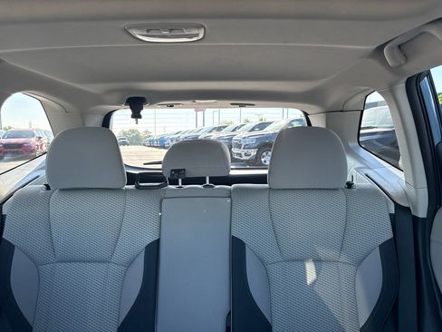 Used 2022 Subaru Forester Premium AWD/4WD image 25