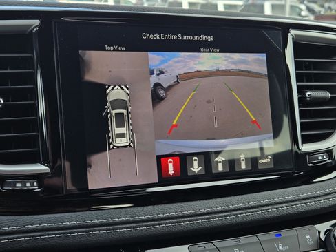 New 2026 Chrysler Pacifica Select image 10