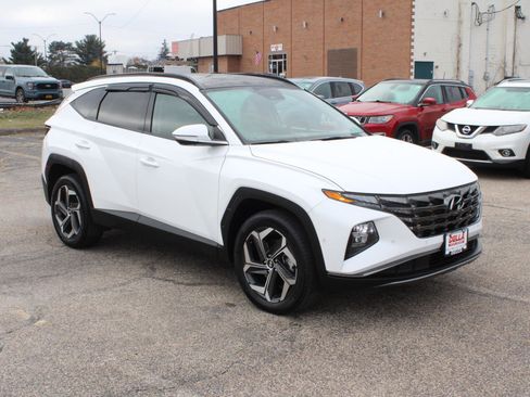 Used 2024 Hyundai Tucson Limited image 3