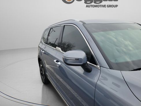 Used 2023 Kia Telluride S w/ S Sunroof Package image 3