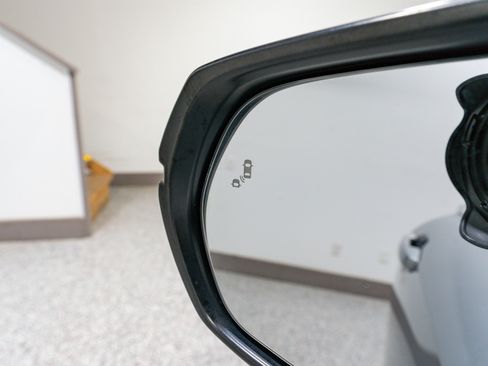 Used 2018 Honda CR-V EX image 11