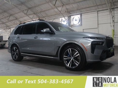 Used 2026 BMW X7 xDrive40i AWD/4WD image 9