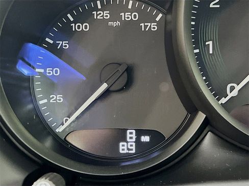 New 2026 Porsche Macan image 13