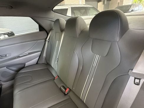 Used 2024 Hyundai Elantra SEL FWD image 22