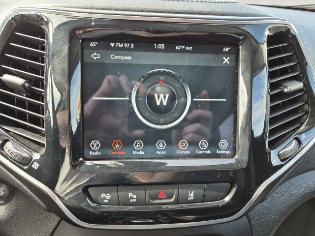 Used 2021 Jeep Cherokee Limited AWD/4WD image 15
