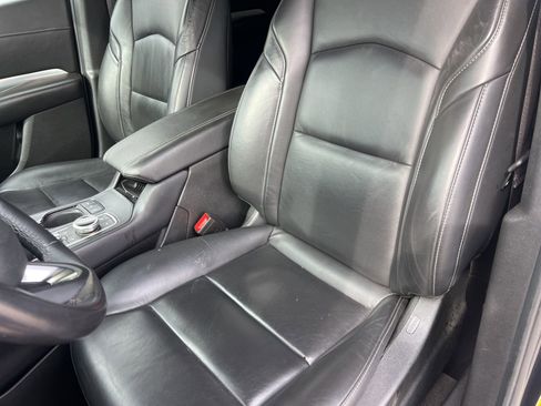 Used 2023 Cadillac XT4 Premium Luxury image 12