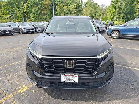 Used 2025 Honda CR-V EX image 29