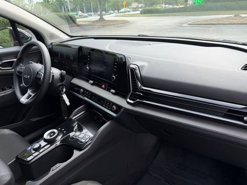 Certified 2023 Kia Sportage LX AWD/4WD image 29