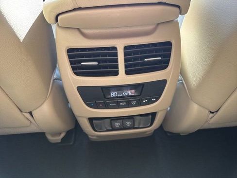 Used 2020 Acura MDX SH-AWD image 14