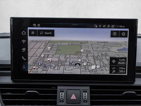 Used 2025 Audi Q5 e Premium Plus w/ Premium Plus Package image 17