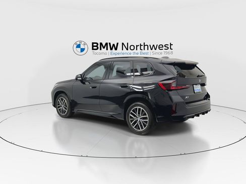 Used 2023 BMW X1 xDrive28i w/ M Sport Package AWD/4WD image 12