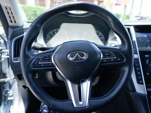 Used 2020 INFINITI Q50 Luxe w/ Essential Package (3.0T Luxe) AWD/4WD image 20