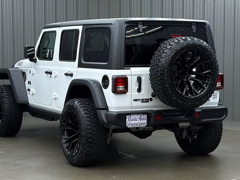 Used 2026 Jeep Wrangler Unlimited Sport AWD/4WD image 3