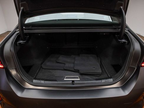 Used 2026 BMW i5 eDrive40 w/ M Sport Package image 27