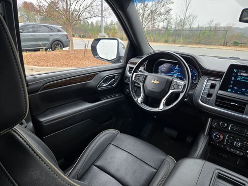 Used 2024 Chevrolet Tahoe Premier image 9