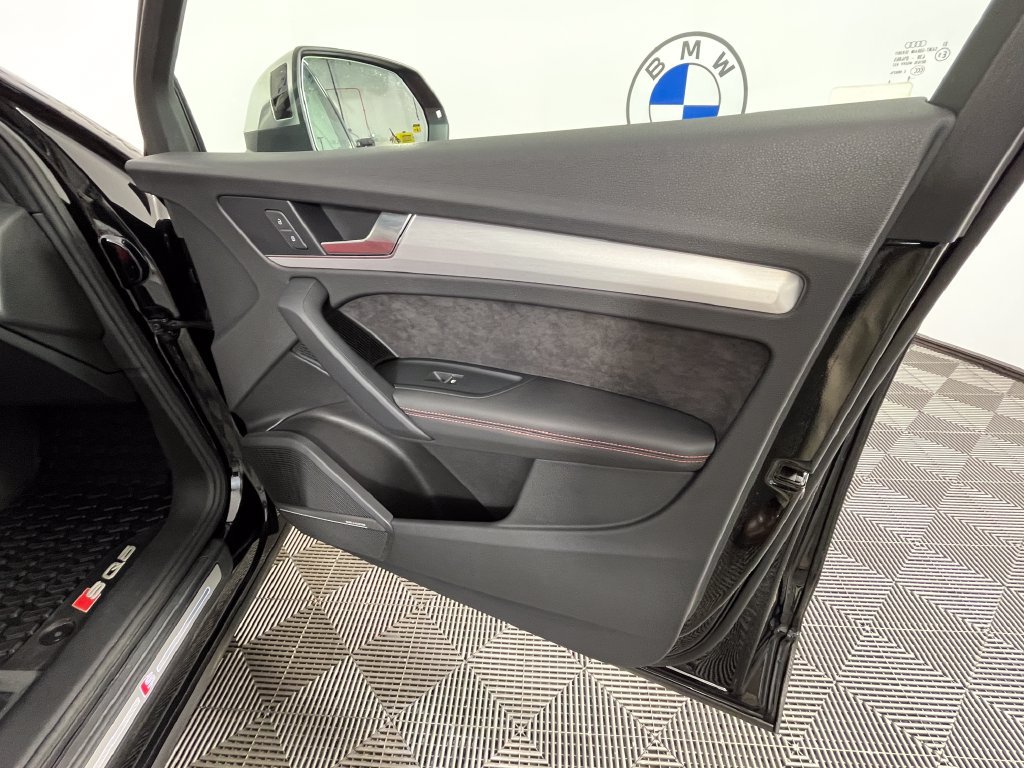 Used 2018 Audi SQ5 Prestige AWD/4WD image 21