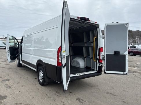 Used 2023 RAM ProMaster 3500 w/ Driver Convenience Group FWD image 13