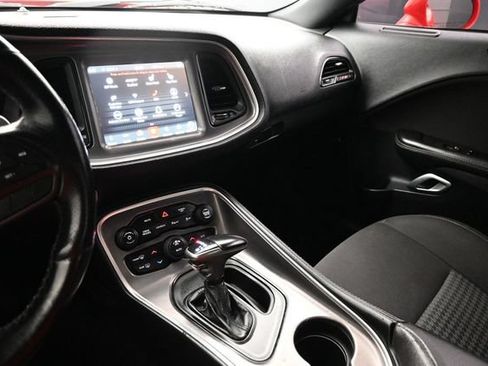 Used 2020 Dodge Challenger R/T Scat Pack RWD image 8